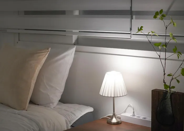 The Mediance, 1 Minute To Samgakji Area, 2 Rooms, 3 Beds, Myeongdong, Hongdae, Itaewon, Station, Maximum 4 People, Hybe, Airport Bus Apartment